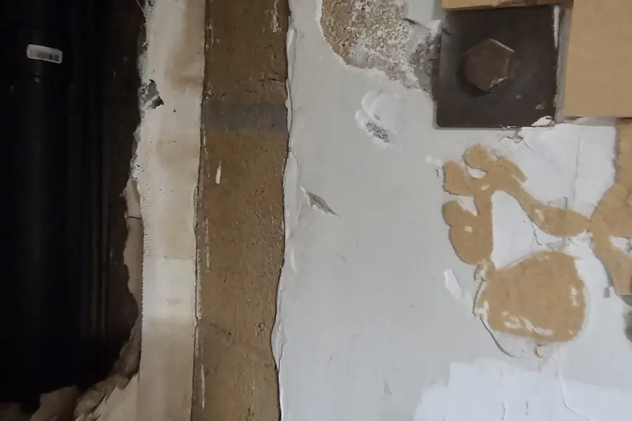 Wall & drywall damage