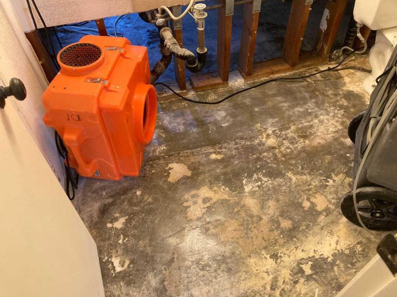 Crawl Space Water Extraction - Green Planet Restoration