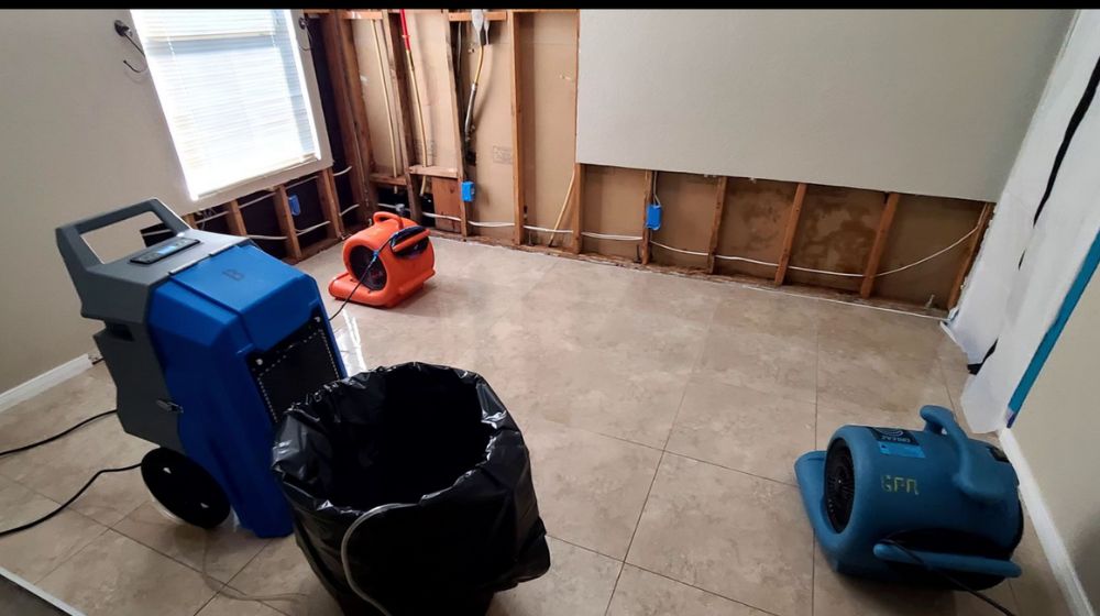 Drying and Dehumidifying - Green Planet Restoration