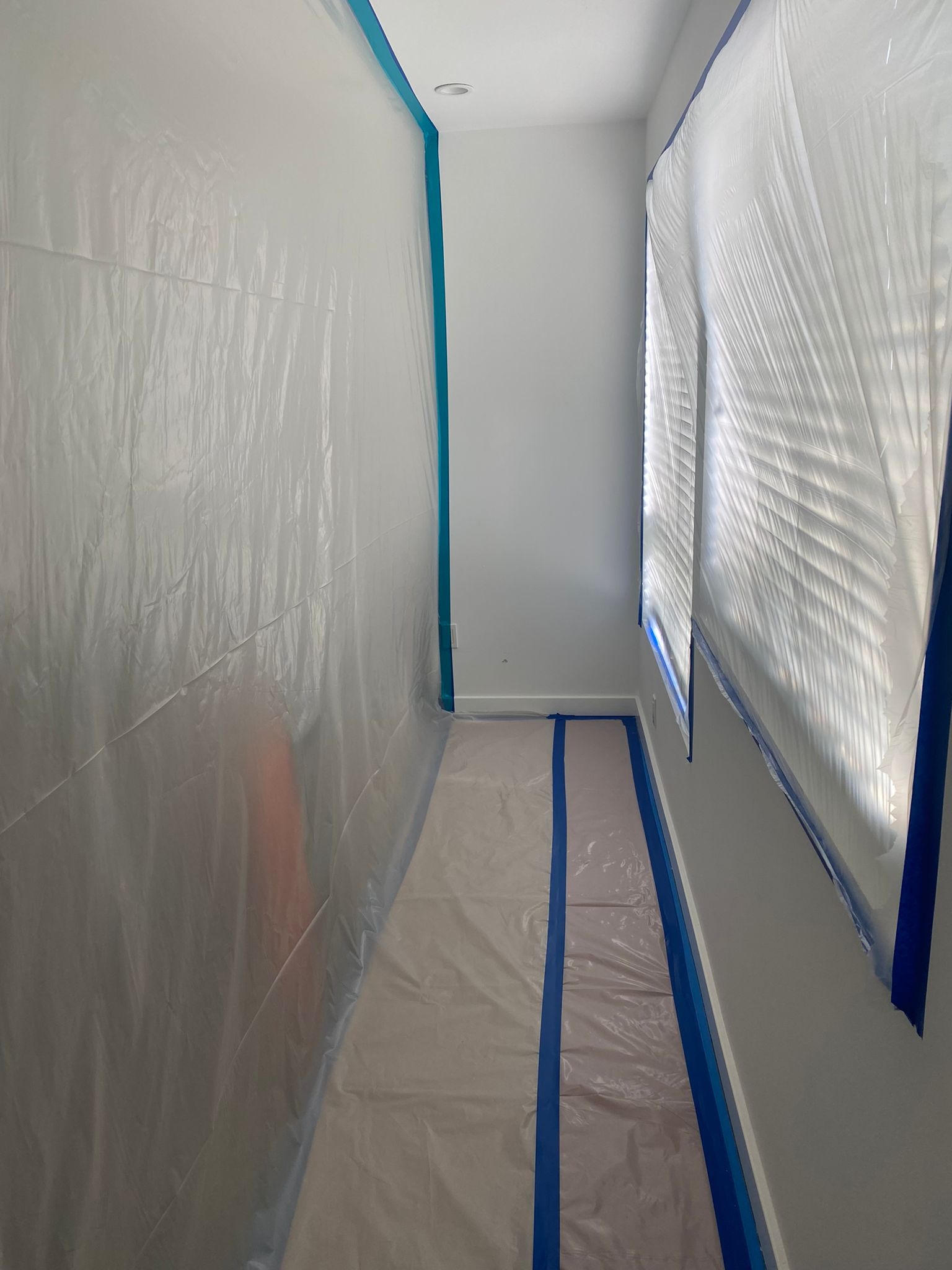 Containment and floor protection during water mitigation in Central Los Angeles